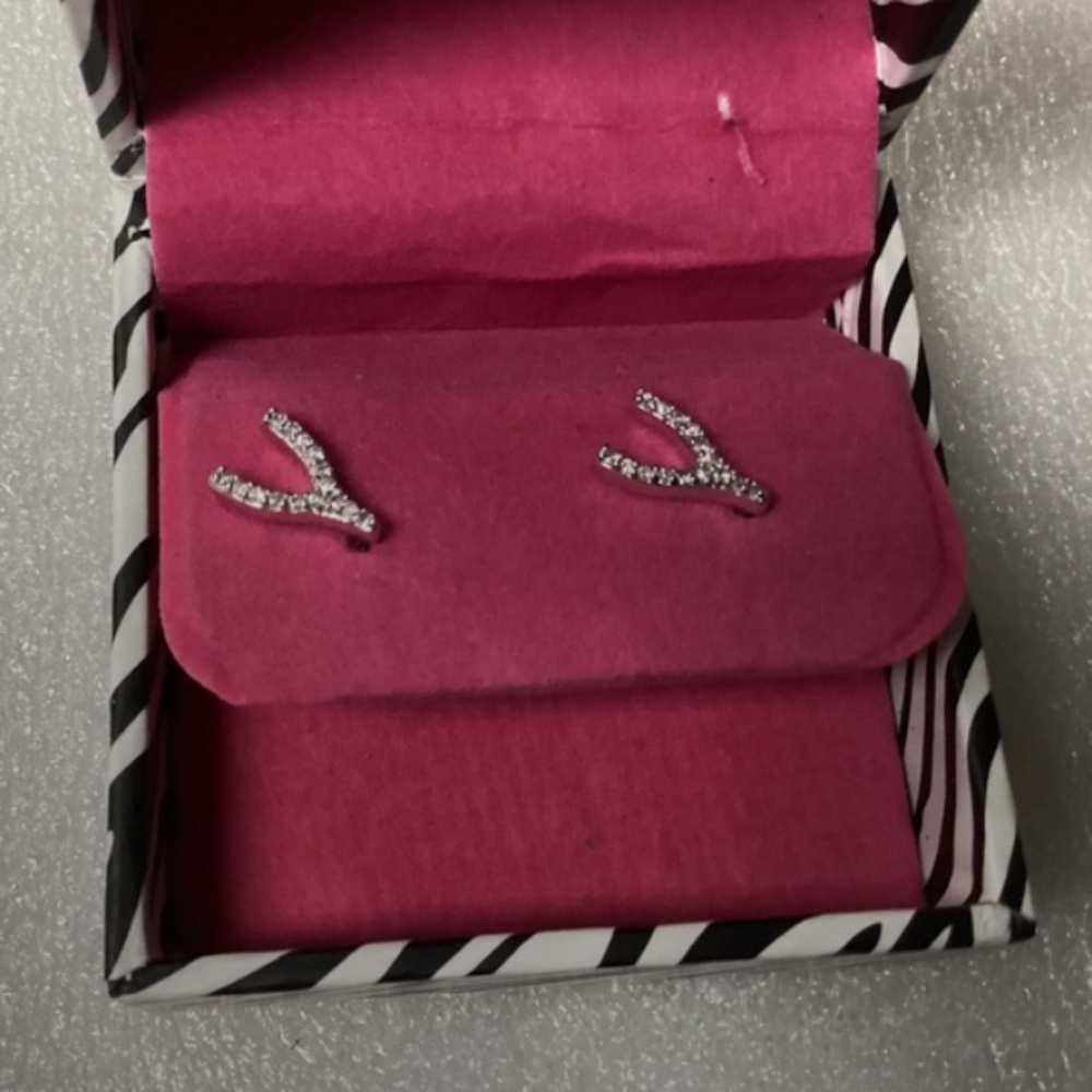Posh Couture Sterling Silver Cubic Zirconia Earrings New